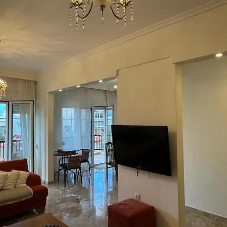 Family Apartment *